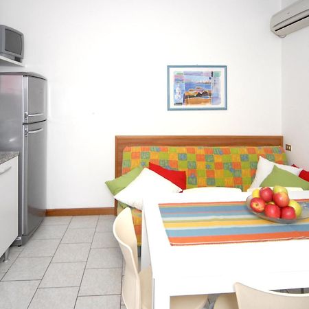 Elios Apartment Bibione Bagian luar foto