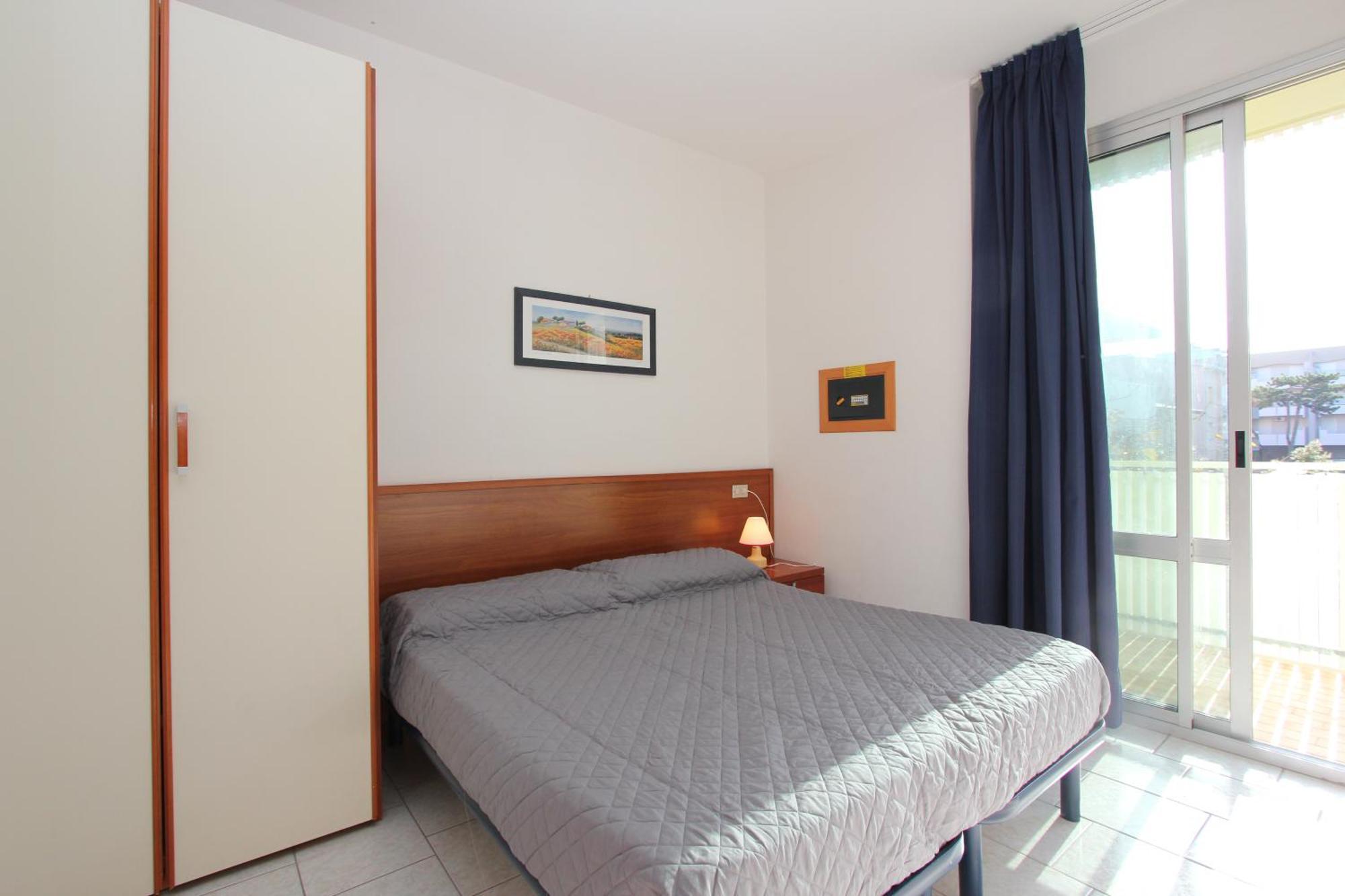 Elios Apartment Bibione Bagian luar foto
