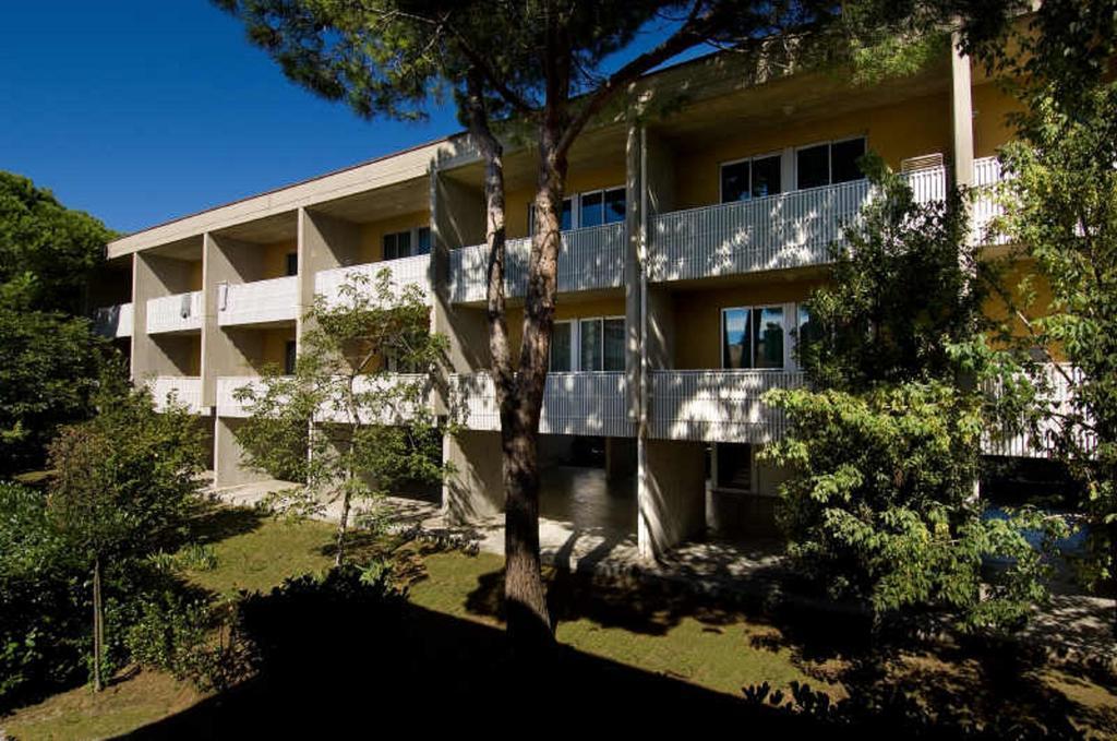 Elios Apartment Bibione Bagian luar foto